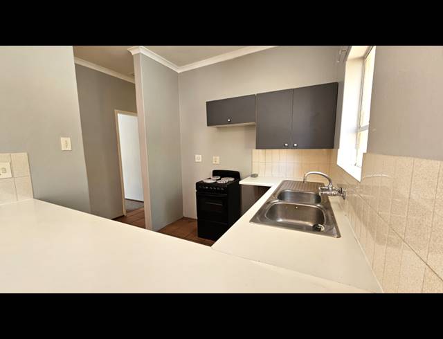 2 BEDROOM APARTMENT RENTED IN MORELETA PARK